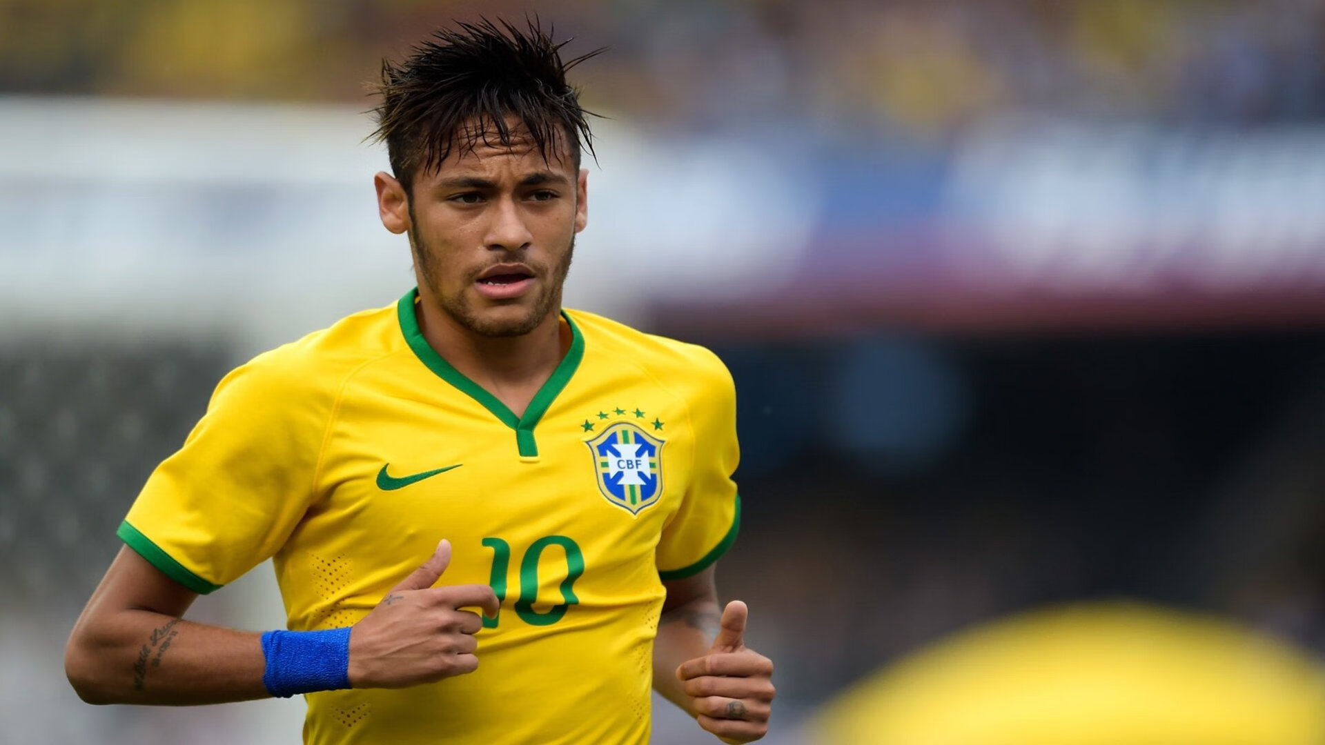 梅西荣膺金球奖第八冠，梅西入围金球奖